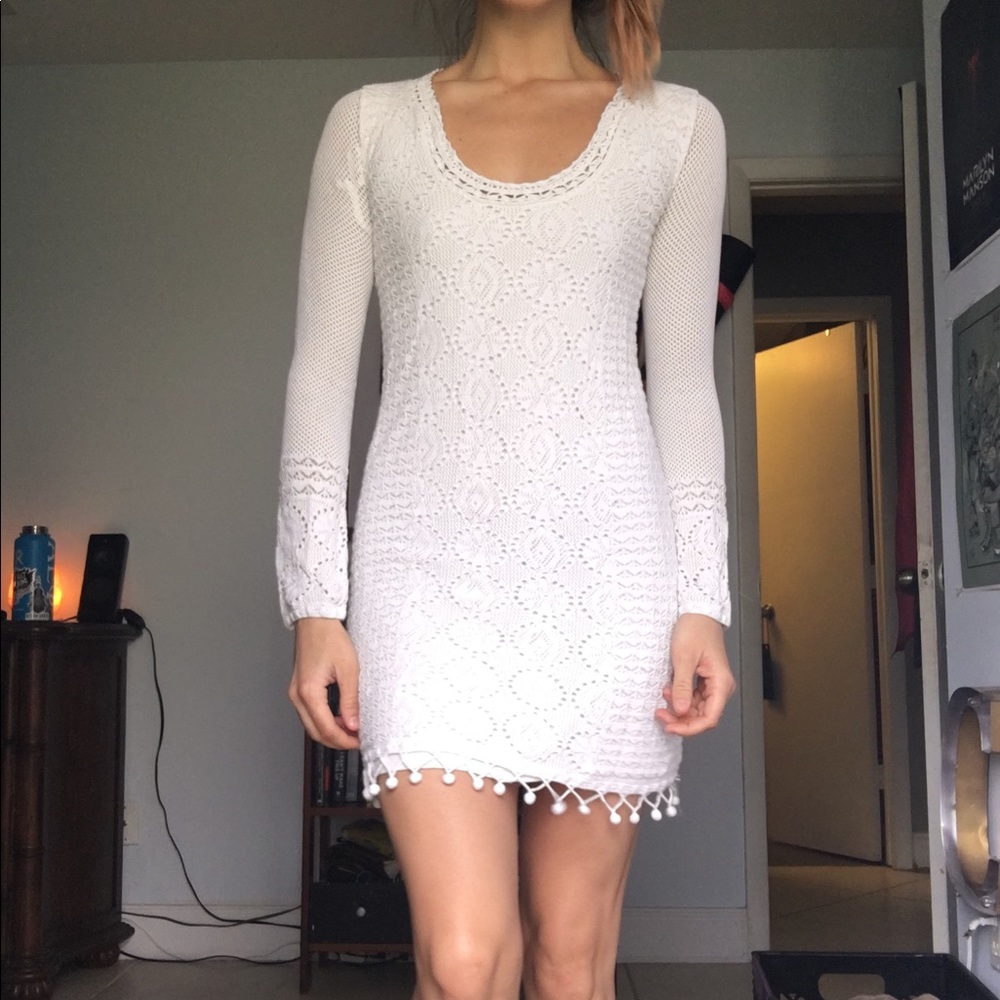 perfect all white lilly pulitzer crochet dress